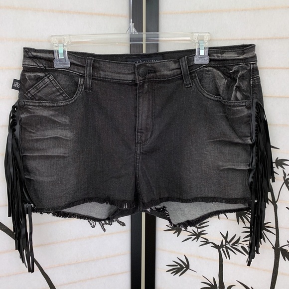 Rock & Republic Pants - Rock & Republic Lolita Fringe Raw Hem Shorts Sz 14